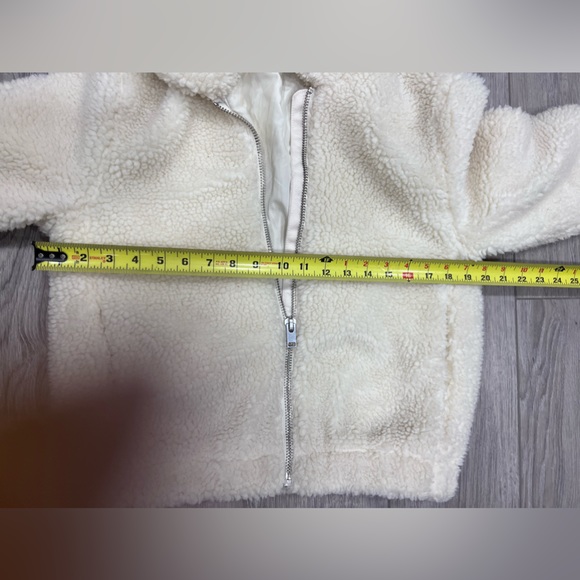 H&M teddy jacket - Picture 6 of 6